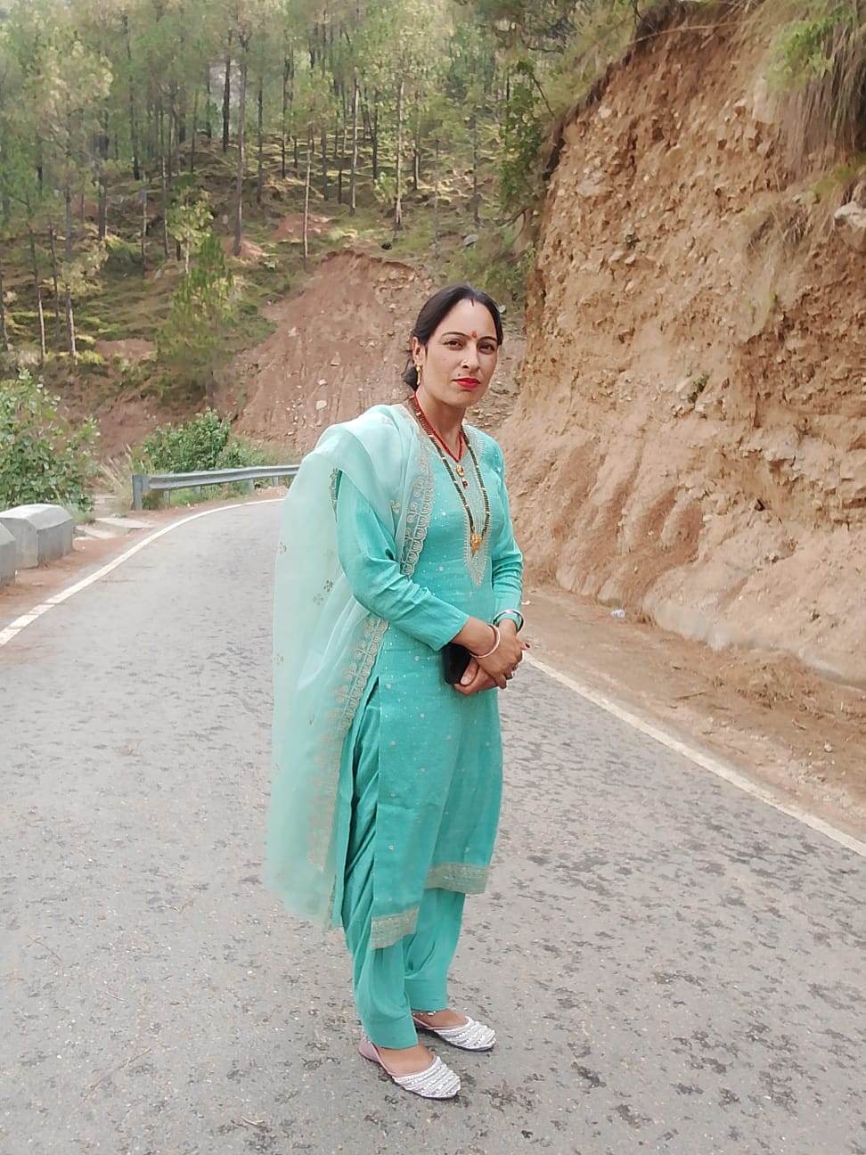 Asha devi